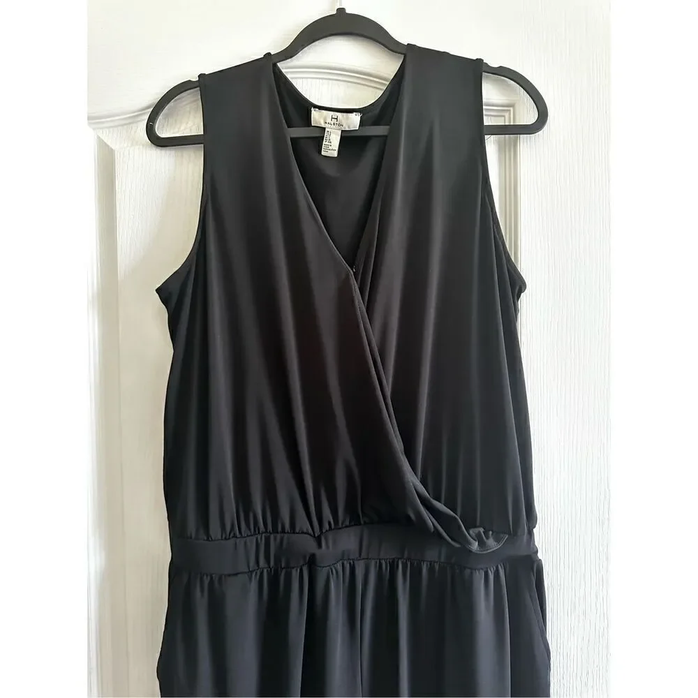 H by HALSTON BLACK V-NECK JUMPSUIT SIZE LARGE Black